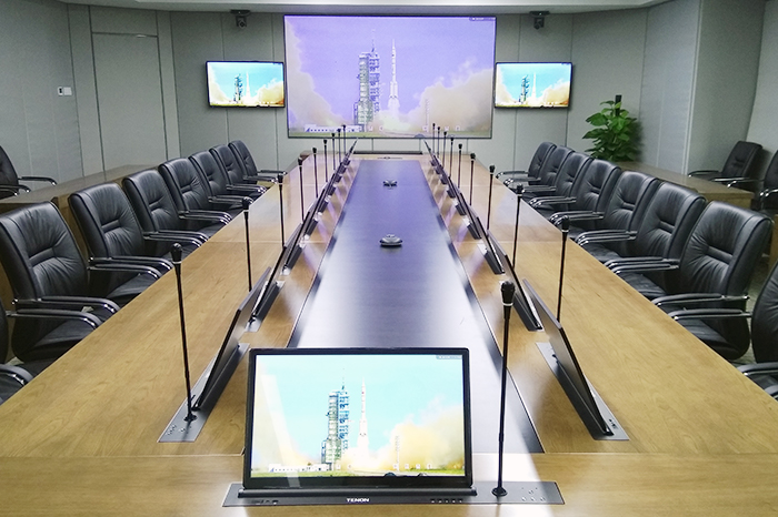 廣東某集團(tuán)(液晶帶話(huà)筒升降一體機(jī))