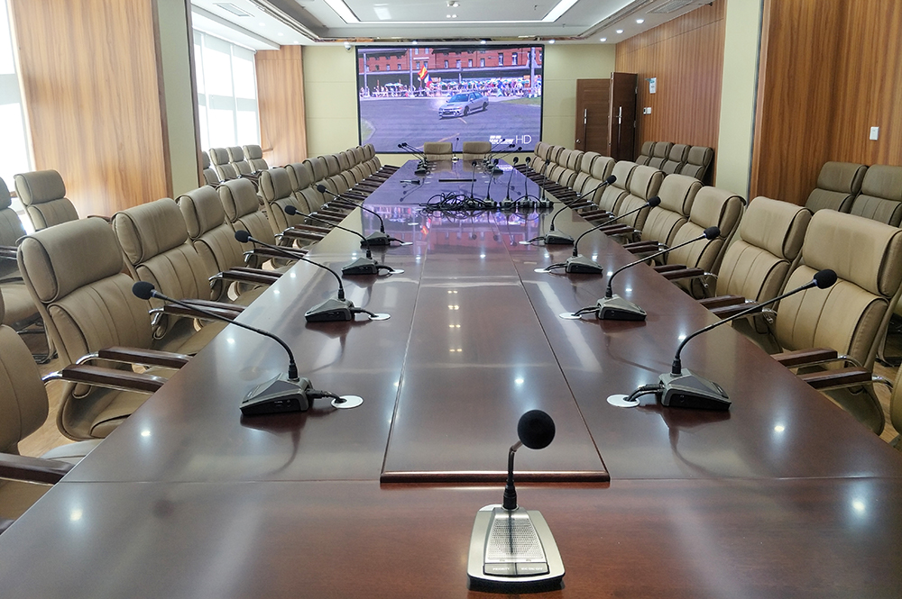 云南某政府(全頻音箱、桌面式話筒)