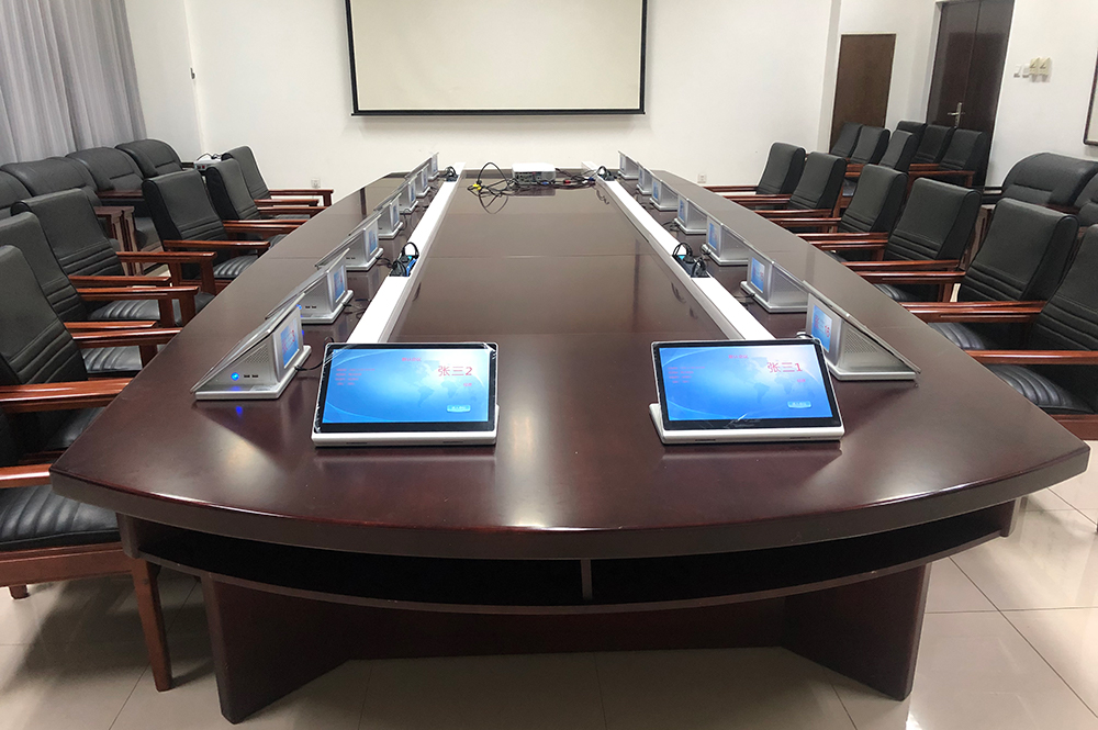 北京某學(xué)校（雙屏桌面式終端一體機(jī)）