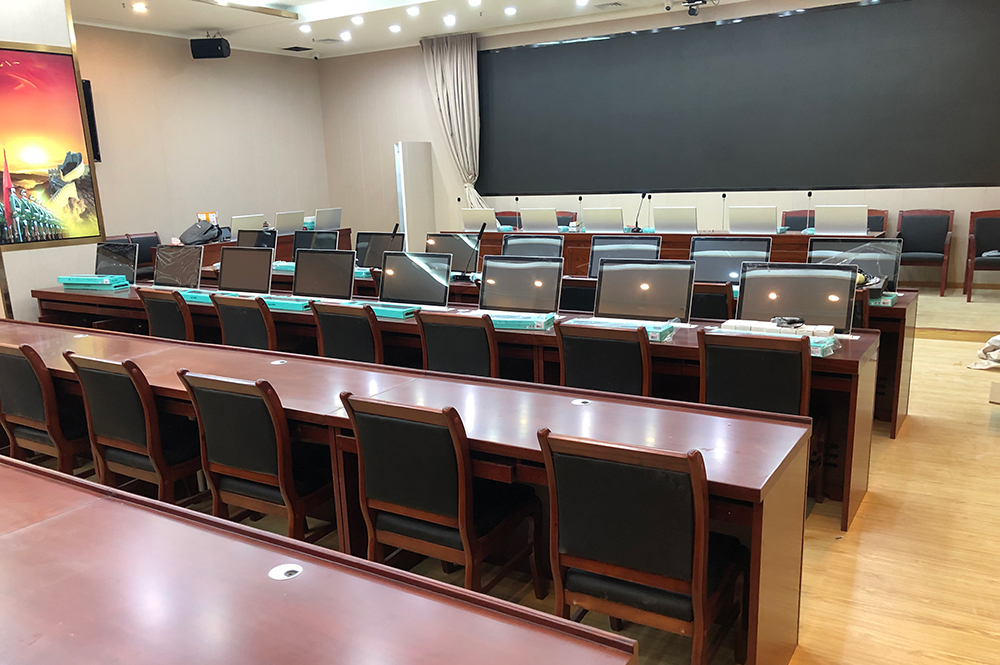 廣東某政府機(jī)構(gòu)（液晶升降一體機(jī)、液晶帶話(huà)筒升降一體機(jī)）